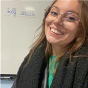 Professseure des écoles, je suis disponible le soir, le mercredi et les samedis pour aider votre enfant dans ses devoirs.